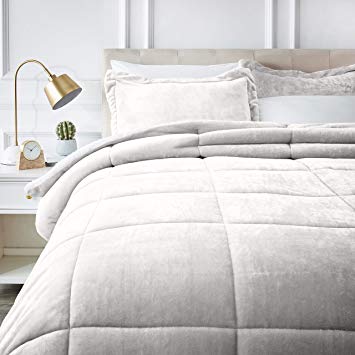 AmazonBasics Micromink Sherpa Comforter Set - Ultra-Soft, Fray-Resistant -  Full/Queen, Cream