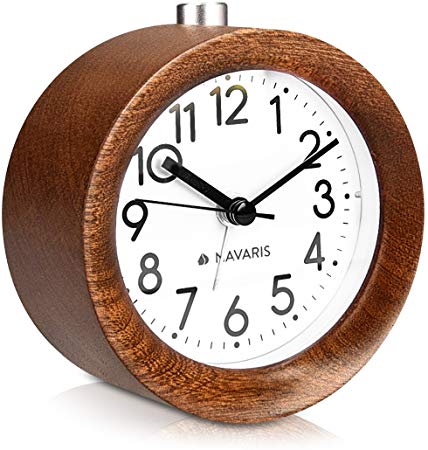 Navaris Analogue Wood Alarm Clock - Retro Table Clock with Round Design Snooze Function and Clock Face Alarm Light - Natural Wood in Dark Brown