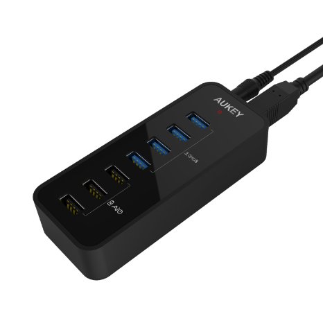 Aukey 4-Port USB 30 Hub with 3 Smart Charging Ports