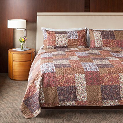 Sova Red Riches 3-Piece Lightweight Printed Quilt Set (Queen) | with 2 Shams Pre-Washed All-Season Machine Washable Bedspread Coverlet