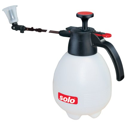 Solo 420 2-Liter One-Hand Pressure Sprayer
