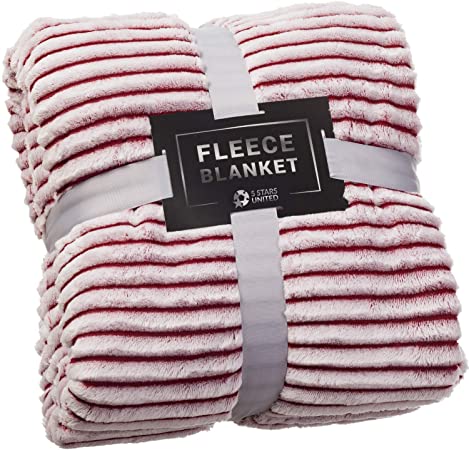 5 STARS UNITED Fleece Blanket Fuzzy for Couch – Premium Soft, Fluffy, Sherpa Fabric – Cozy Plush Cover for Bed, Sofa (Red andWhite, 130x150 cm)