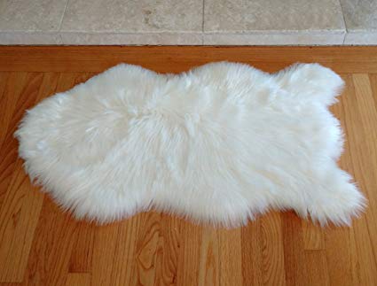 Two Corners Designs Faux Sheepskin Rug - Authentic Shape - 34.5 Inches x 19.5 Inches - Pure White - Very Soft