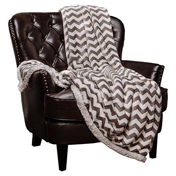 Chanasya Super Soft Ultra Plush Cozy Fluffy Warm Chevron Print Modern Contemperary Design Velvet Fleece Front and Fuzzy Sherpa Back Microfiber Throw Blanket ( 60" x 70" )- Gray and White