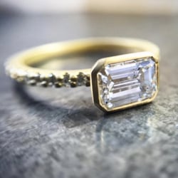 Little Bird - Diamond & Engagement Ring Expertise