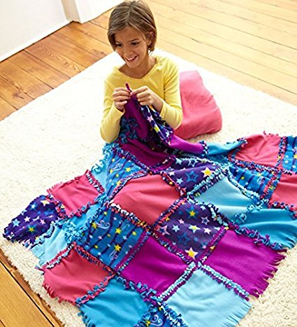 Fleece Starry Sky Knot-A-Quilt No Sew Craft Kit