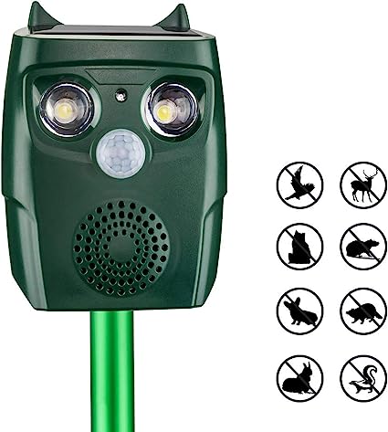 Animal Pest Repeller, Waterproof Outdoor Solar and USB Adapter Charge Animal Control Devices, Garden Use Flashing Cats Dogs Squirrel Birds etc Pest Repeller,Sound Frequency: 15kHz-18kHz