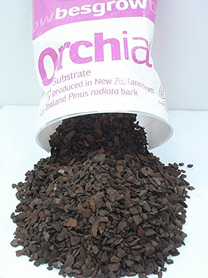 Orchiata New Zealand Pinus Radiata Bark - Small Chips - 40 Liter bag (10.5 gallons)