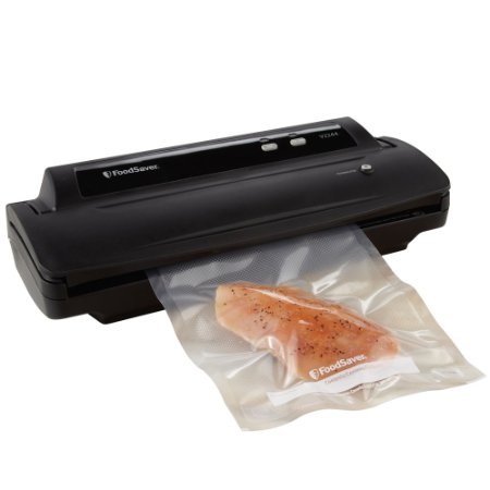 FoodSaver V2244 Vacuum Sealing System with Starter Kit