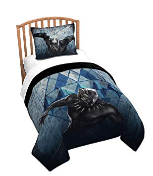 Jay Franco Marvel Black Panther Wakanda Twin Quilt & Sham Set - Super Soft Kids Bedding Features Black Panter - Fade Resistant Polyester (Official Marvel Product)