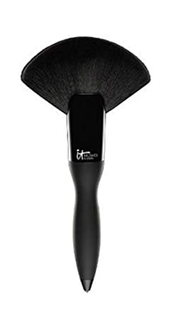 It Cosmetics Empress Fan Makeup Brush #324 Large Powder Contour Brush for Face Body