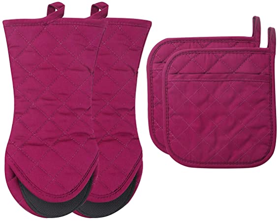 ARCLIBER Oven Mitts and Potholders,4PCS Heat Resistant Kitchen Gloves,Cotton Lining Non-Slip Rubber Surface 2 Oven Mitts,2 Pot Holders for Cooking,Baking,Grilling,Barbecue,Purple
