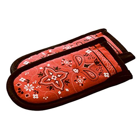 Lodge HHBAN41 Hot Handle Holders, Bandana Design, Set of 2