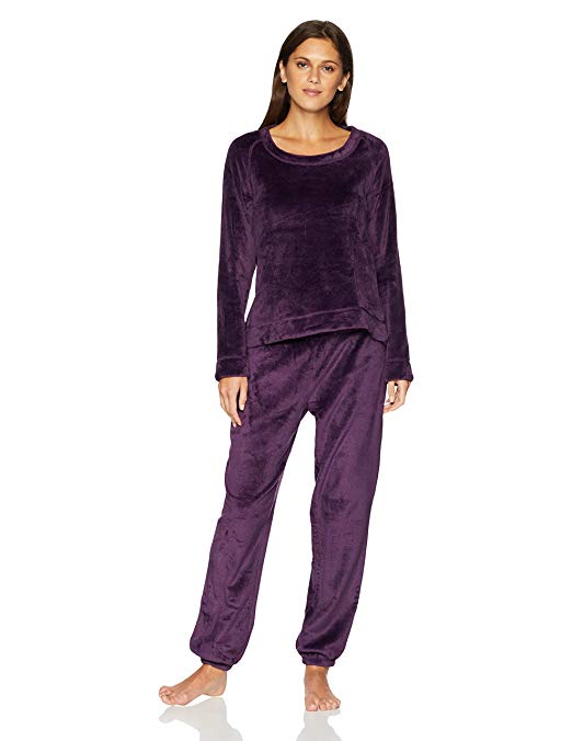 Mae Women's Sleepwear Marshmallow Fleece Pullover Top and Jogger Pajama Set