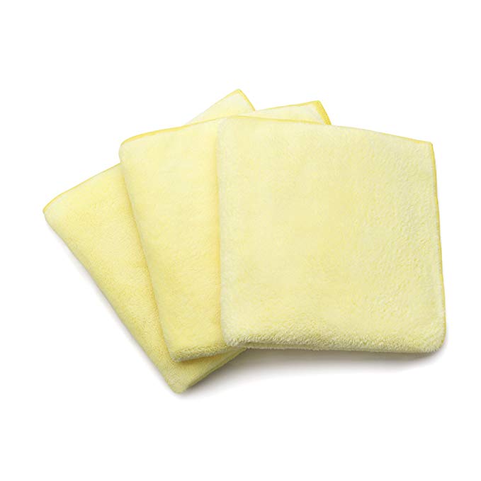 Fuller Brush Grabbing Ultra-Absorbent Microfiber Dusting Cloths