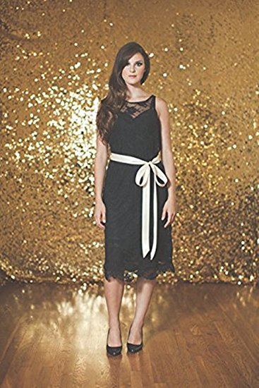 TRLYC 5ft7ft Gold Shimmer Sequin Fabric Photography Backdrop Sequin Curtain for Wedding/ Party