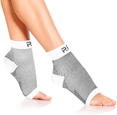 Run Forever Sports Plantar Fasciitis Foot Compression Sleeves, Lightweight Ankle Brace (Pair), Medium, White