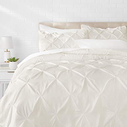 AmazonBasics Pinch Pleat Comforter Set - King, Cream