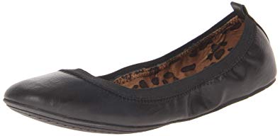 Unlisted by Kenneth Cole Women's WHOLE TRUTH BALLET FLAT Shoe