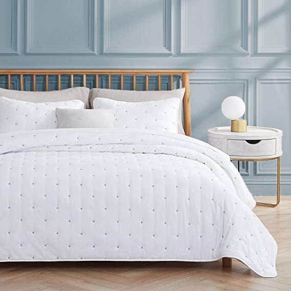 VEEYOO King Size Quilt Sets Bedspread - White Quilt California King (98x108 inches) Unique Stitches Pattern Quilting Bedspread, 3-Piece Lightweight Coverlet for All Season, 1 Quilt 2 Shams