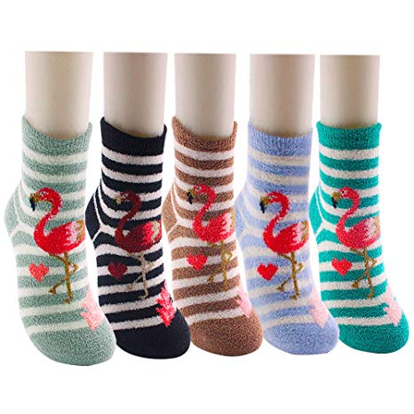 Christmas Fuzzy Socks,5 Pairs Santa Socks Women,Holiday Cute Socks XMAS Cozy Socks Fluffy Crew Socks for Women