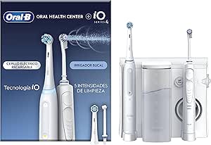 Oral-B Idropulsore con 1 Beccuccio Oxyjet, 1 Beccuccio Con Getto D’acqua, 1 Spazzolino Elettrico IO4, 2 Testine Di Ricambio. 1 Idropulsore