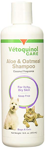 Vetoquinol Aloe and Oatmeal Shampoo for Pets 16 fl oz