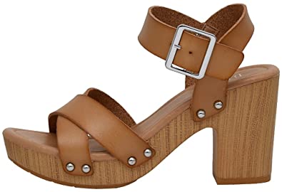 Dunes Women's Sayer Faux Wood Sandal  Comfort Foam Insole & LiteSole Technology