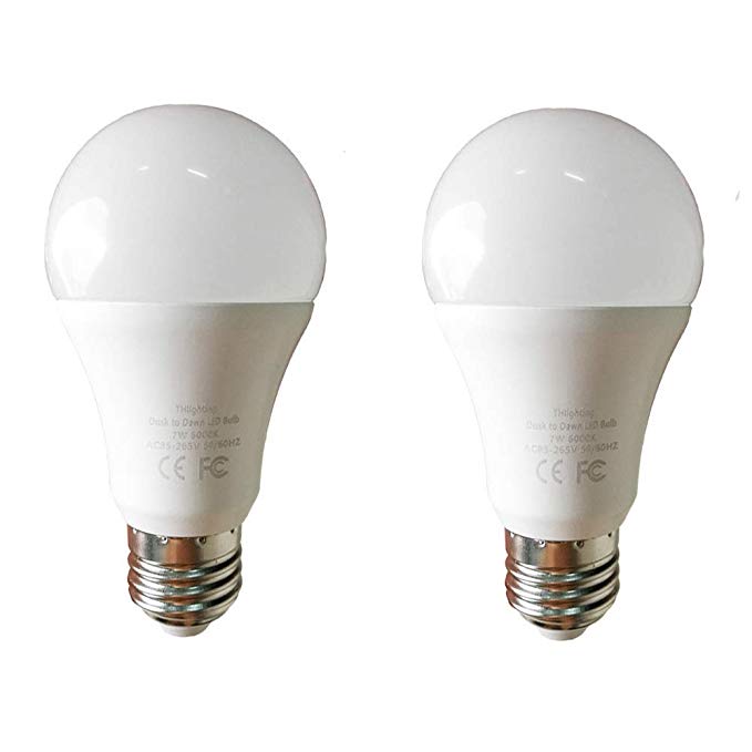 2Pack Dusk to Dawn 7W LED Light Bulb 40 Watt Equivalent 6000K Light Sensor Bulb Sensor Light Security Bulb with Photosensor Detection E26 (7W-Cold White)